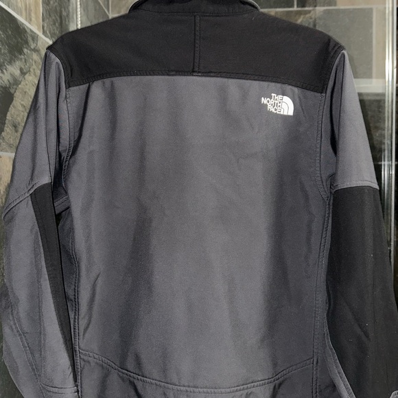 The North Face Jacket - Picture 3 of 3